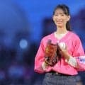 透明感抜群…“天才”女優がまさかの1球　「緊張したー」→明かした“野望”