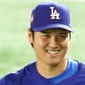 「デカいリスみたい」大谷翔平　ひまわりの種をほお張ってまさかのシーン　ベンチでニッコニコ「めっちゃほっぺ膨らんでて草」「笑顔が世界を救う」