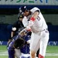ヤクルト・オスナ　２カ月半ぶりの６号３ラン　左翼席中段へ特大の一発