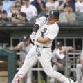 村上宗隆　日本人ルーキー史上初の３０号到達！最長スランプ乗り越え１７試合ぶりの一発に笑顔　本拠地熱狂　ホワイトソックスを変えた男が新たな勲章