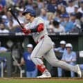 岡本和真がメジャー移籍後初の１試合４安打！七回に決勝タイムリー　敵地が騒然　ブルージェイズが４連勝で貯金生活突入