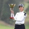 プロ２年目の２０歳、福田萌維が初優勝　和歌山県出身者ではツアー初　木戸愛とのプレーオフを制す　