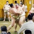 大の里　三番稽古で琴桜を圧倒１６勝４敗　１年ぶり復活Ｖへ順調　下半身がっちり、左差しに納得「久々の東京で優勝したい」