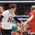【バレー男子】３６歳セッター深津、平均身長２０７センチの豪州ブロックをほんろう「スパイカーのことを信じて、トスを上げ続けた」