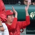 広島が首位・阪神に快勝！　連敗は３でストップ　３番・中村奨を中心に１２安打　広島・新井監督「若い選手がいい対応をしていた」