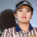 ゴルフ　桑木志帆が午前組トップスタート