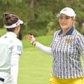 【女子ゴルフ】桑木志帆が４アンダー単独トップでホールアウト　山下美夢有、吉田優利も３差好位置　午前組終了