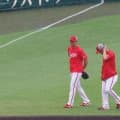 甲子園球場が水浸しに　阪神-広島戦の試合前練習で突如雨脚が強まる　広島は練習を途中で切り上げ　午後５時１５分に中止発表