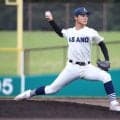 神奈川屈指の進学校・浅野が奮闘！エース右腕は8回4失点の力投、冬場での成長誓う｢強いところ倒したい｣【神奈川】
