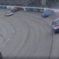 「あ！触ってる」レース中、飛び込んできた驚異の“壁走り”…国際映像も熱視線 痕跡クッキリの決定的一コマ