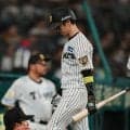 【阪神】近本光司が「スイング」の三塁塁審ジャッジに呆然　打席内で５秒立ち尽くす　