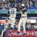 ヤクルト２連勝　高橋が６回無失点で５勝目　オスナが７号２ラン、サンタナが１５号ソロ