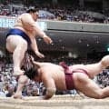 大の里が４場所ぶり初日白星「良くない部分もあった」悪癖の引きが出て土俵際でジャンプ