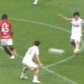 「別格だな」浦和FW南野、死角から叩き込む超高速ミドル弾にGKもお手上げ「パンチ力あるシュート」「ゴラッソすぎるだろ！」