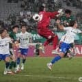 最下位を巡る試合は大激戦！ 先制エリソンがゴールパフォ＆林尚輝が気迫の同点ゴール！ 新井悠太と日高大のマッチアップが象徴的！一美和成が初出場