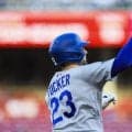 ドジャースが14年連続PS進出決定　山本由伸もチームメートと歓喜のハイタッチ、翌日先発へ