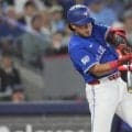 岡本和真　２戦連発の逆転33号3ラン　７回に２点差をひっくり返す１発に本拠地喝采