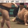 39歳“土俵の妖精”に「だいじょうぶかよ 崩れ落ちたぞ」 今場所2年ぶり白星発進もまさか…心配の声