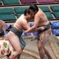 英国出身力士が36年ぶり白星「うれしいです」17歳栄誠　日本食＆通勤ラッシュも問題なし