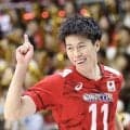 【バレー】富田将馬、アジア選手権優勝を報告「さらに成長した姿を」３歳の息子を抱く写真も