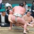 十両・炎鵬　日翔志に敗れて２敗目も土俵際の粘りに大歓声「最後まで諦めないと思った」