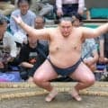 十両・玉鷲が初白星　通算勝利は９０７勝で安美錦に並ぶ８位タイも「初めて知った」