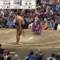 「悪い癖が出てしまった」横綱・大の里に土…“まさかの結末”に館内騒然、大山親方が指摘した勝負の分かれ目