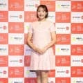 「このお２人も飛び入り参加」女子ゴルフ前夜祭にドレスアップの美女　「お人形さんみたい」「脚長オシャレ番長」