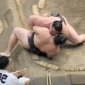 横綱のしこ名を継ぐ旭富士が２勝目　史上最速タイの十両昇進へ白星先行