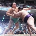 ５日目で無敗力士が消えた！琴桜が美ノ海にあっさり押し出されて初黒星
