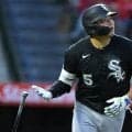 村上宗隆、8試合ぶり豪快32号　確信のバックスクリーン弾…松井秀喜の最多超える一発