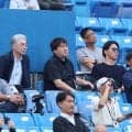 楽天吉井理人監督と石井和久GMが東都大学の青学大ー東洋大を視察