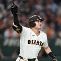 巨人・橋上監督代行「まさかあそこで出るとは」　九回に泉口が劇的サヨナラ２ラン　先に甲子園で阪神勝利も「あまり気にしてなかった。現状はもう我々自体が勝つしかないですから」