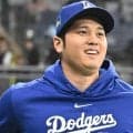大谷翔平　試合後にこっそりスクバルの背中をトントン→イタズラがバレて大笑い　スネルも加わり談笑　ファン安堵「元気そうでよかった」
