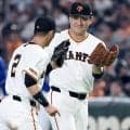 巨人・田中将は７回４安打１失点　４勝目の権利持ち降板　大量援護に守られて自在の投球　四回の攻撃では送りバントを決めて拳握る