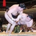 綱とりを目指す霧島は「開き直らないとダメ」と八角理事長、２敗守るも相撲内容向上を期待