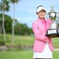 高木萌衣が8年ぶりの下部ツアー3勝目 惜敗の浜崎未来は賞金ランク1位に浮上