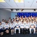 大谷翔平の登場に岩手の女子高生が歓喜　交流の様子を球団が公開　佐々木朗希も満面の笑み　始球式には花巻東の後輩が