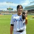 「夢の場所。最高」　花巻東の女子選手がドジャースタジアムで始球式