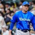 甲子園騒然「大丈夫か？」　監督を襲ったまさかの”珍事“→異例の光景は「大変だ」