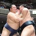 玉鷲、執念逆転勝ちで国技館大歓声も「甘い！」自分に喝…記者の質問に「何を言ってるんですか」