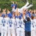【DeNA】村田修一２軍監督が５度宙を舞う　貯金「35」積み上げファーム・リーグ中地区Ｖ