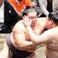 朝乃山が勝ち越し王手、相撲の内容に手応え「ひざに負担がかかるので…」３敗キープ