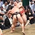 熱海富士が大関昇進がけっぷち３敗目　大の里が１敗で単独首位　２敗消え独走態勢に
