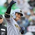 えぇっ珍しい！阪神・大山悠輔が深々とお辞儀してる　満塁でダメ押し打の木浪聖也を脱帽でたたえる　同学年の２人の信頼関係が見えるシーン