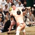 業師の幕内・宇良が２場所ぶりの勝ち越し「まだ終わっていない」　観客の多くの応援は「励みになります」