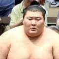 熱海富士の大関昇進は見送りか　大の里に敗れ４敗目　昇進目安の１２勝に届かず
