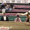 「同体？」「スープレックス」プロレス技のような“豪快決着” 物言いつく際どい一幕に館内ざわめき