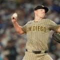 パドレス、ドジャース破りポストシーズン進出決める　２番手で１回無失点の松井裕樹が４勝目