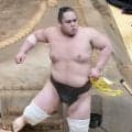 小林が７戦全勝で２度目の三段目優勝「諦めかけた後の優勝なので」左膝負傷で引退も考えた